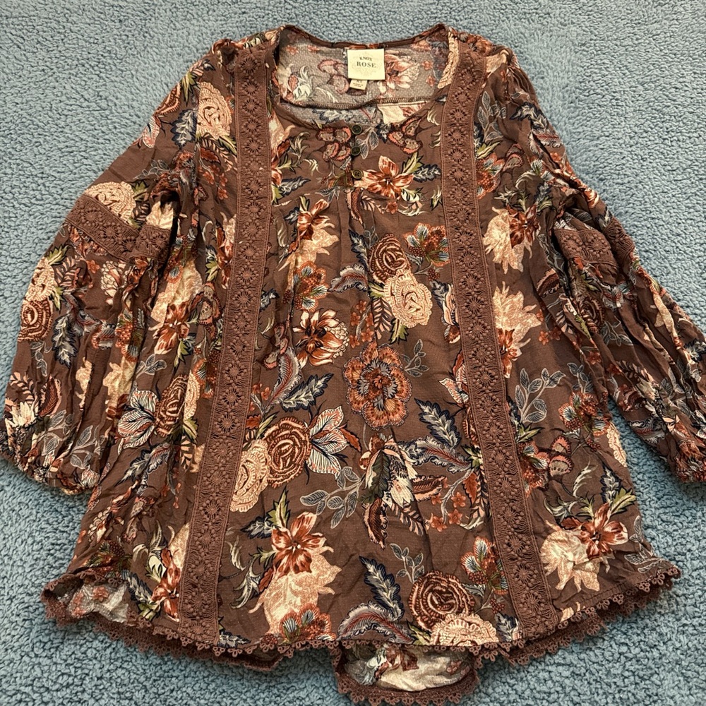 Knox Rose Brown Floral Blouse with Lace Accents